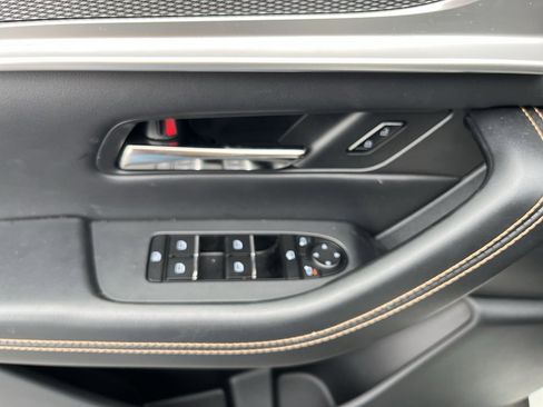 Certified 2025 MAZDA CX-70 3.3 Turbo w/ Premium Plus Pkg image 10