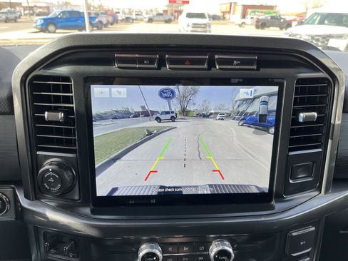 Certified 2022 Ford F150 XLT w/ Equipment Group 302A High image 20