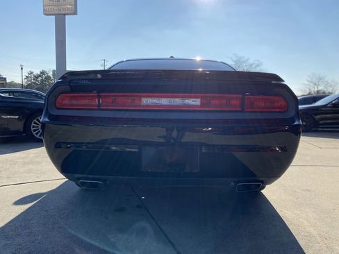 Used 2013 Dodge Challenger R/T Plus image 7