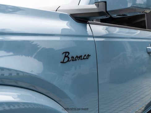 Used 2023 Ford Bronco Outer Banks AWD/4WD image 70