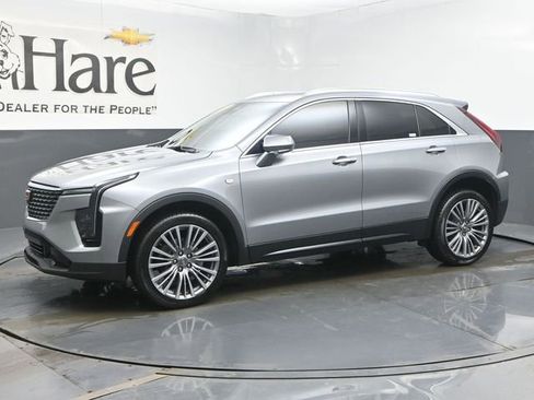 Used 2024 Cadillac XT4 Premium Luxury image 32