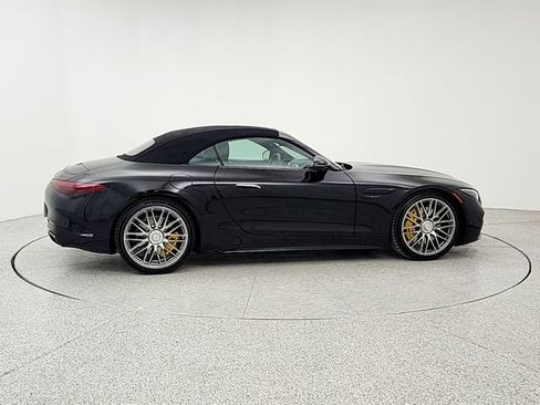 Used 2022 Mercedes-Benz SL 63 AMG 4MATIC image 4