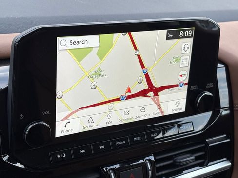 Certified 2025 Nissan Pathfinder Platinum image 27