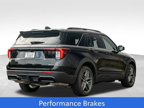 Used 2025 Ford Explorer ST-Line w/ ST-Line Street Pack image 7