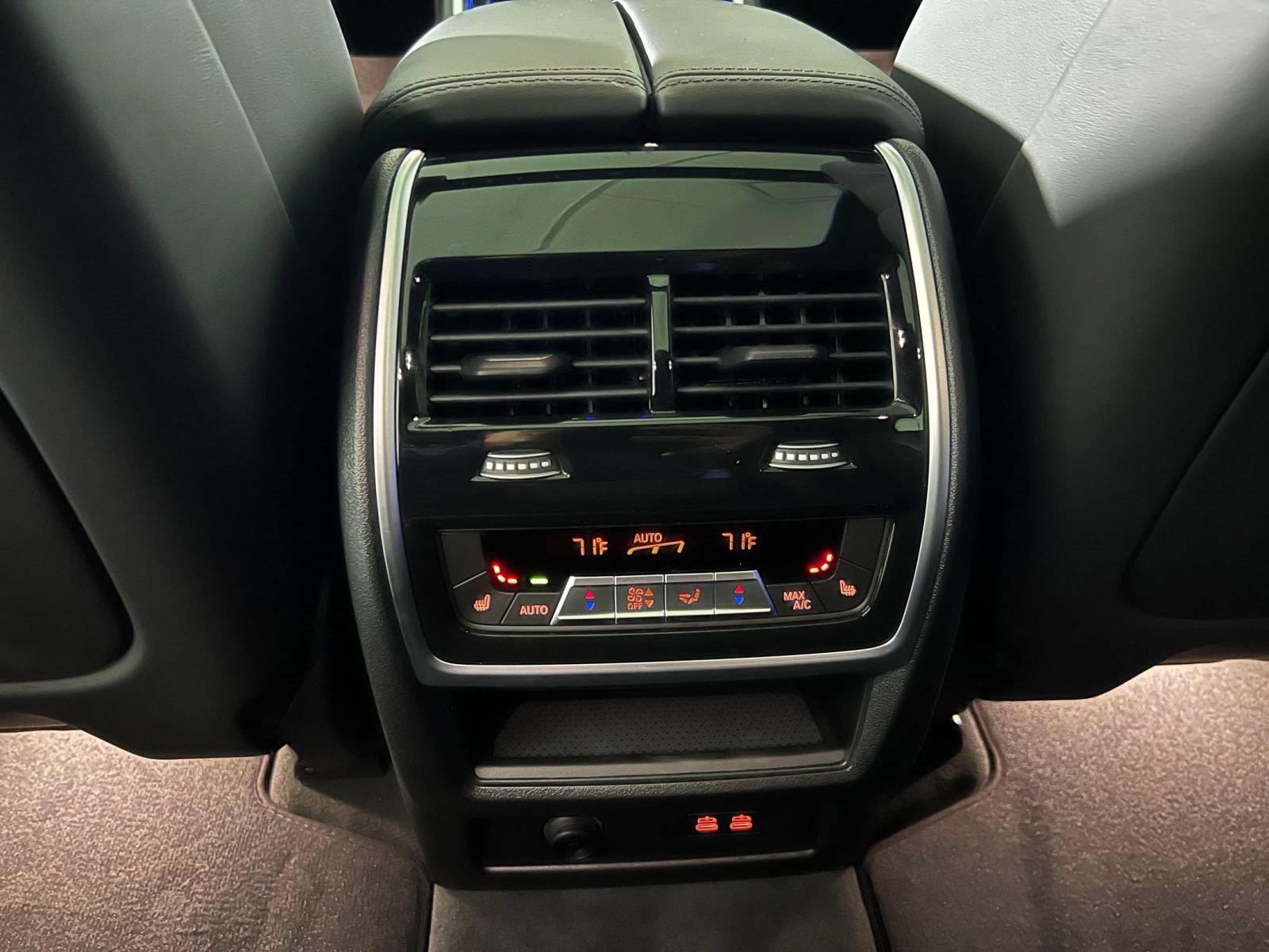 New 2026 BMW X5 M Competition w/ Executive Package AWD/4WD image 36