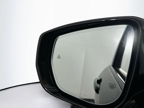 Used 2023 Jeep Grand Cherokee L Limited w/ Luxury Tech Group II image 16