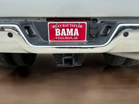 Used 2018 RAM 3500 Tradesman w/ Chrome Appearance Group image 31