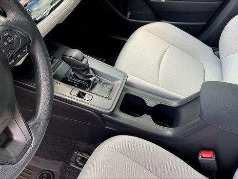 Used 2026 Toyota Corolla Cross L FWD image 16
