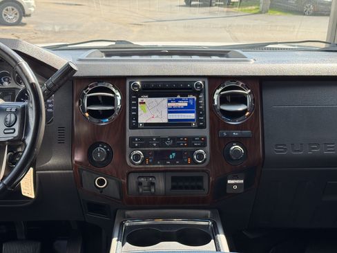 Used 2012 Ford F350 Lariat w/ Lariat Ultimate Pkg AWD/4WD image 14
