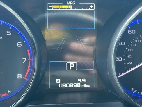Used 2017 Subaru Outback 3.6R Limited AWD/4WD image 16