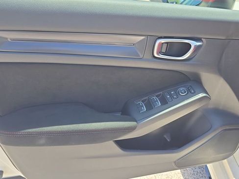 Used 2023 Honda Civic Type R image 16