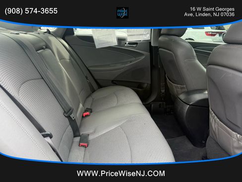 Used 2011 Hyundai Sonata SE w/ Navigation & Sunroof Pkg 4 image 20