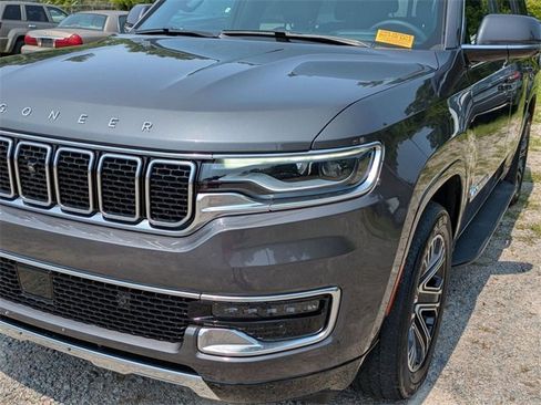 Used 2022 Jeep Wagoneer Series III w/ Convenience Group I image 5