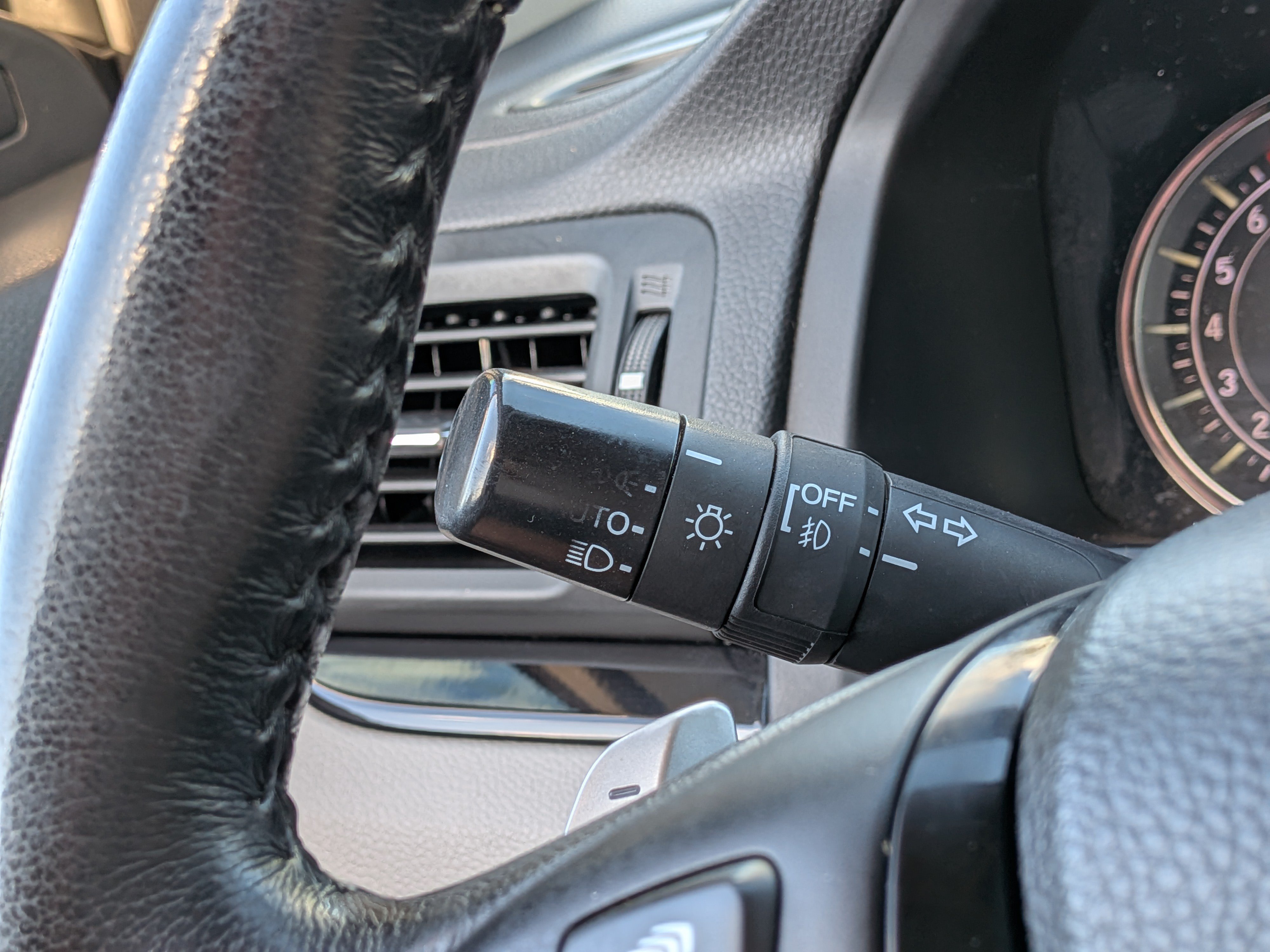 Used 2016 Honda Pilot Elite image 30
