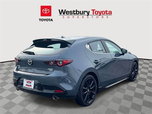 Used 2024 MAZDA MAZDA3 Hatchback w/Premium Plus Pkg image 7