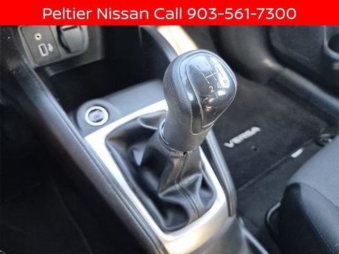 Used 2021 Nissan Versa S FWD image 32