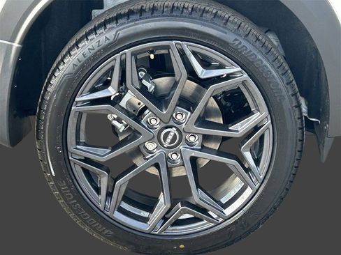 New 2026 Nissan Kicks SR image 7