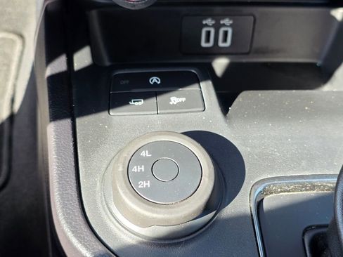 Used 2020 Ford Ranger XLT w/ Equipment Group 301A Mid AWD/4WD image 28