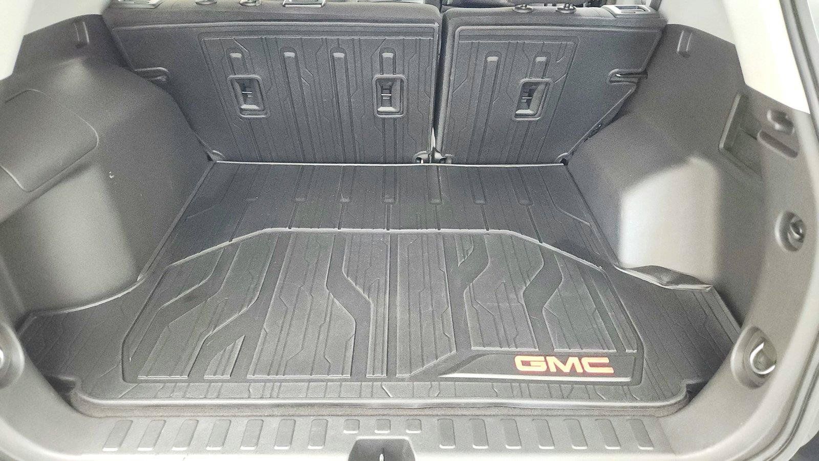 Used 2023 GMC Terrain SLE w/ Driver Convenience Package AWD/4WD image 20