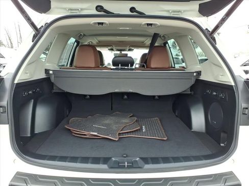 Used 2023 Subaru Forester Touring image 21