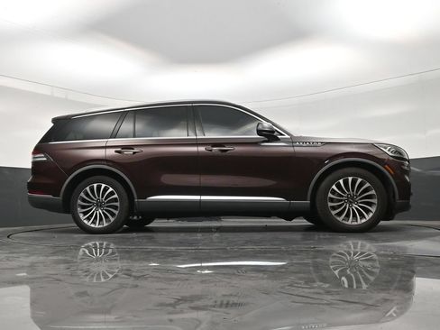 Used 2020 Lincoln Aviator Reserve w/ Elements Package Plus RWD image 24