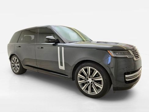 Used 2024 Land Rover Range Rover Long Wheelbase Autobiography AWD/4WD image 3