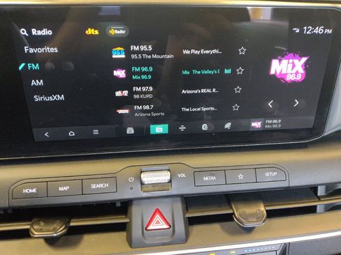 Used 2025 Kia K4 FWD image 25