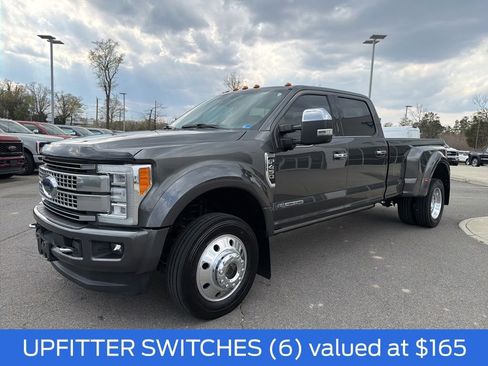 Used 2018 Ford F450 Platinum w/ Platinum Ultimate Package AWD/4WD image 9