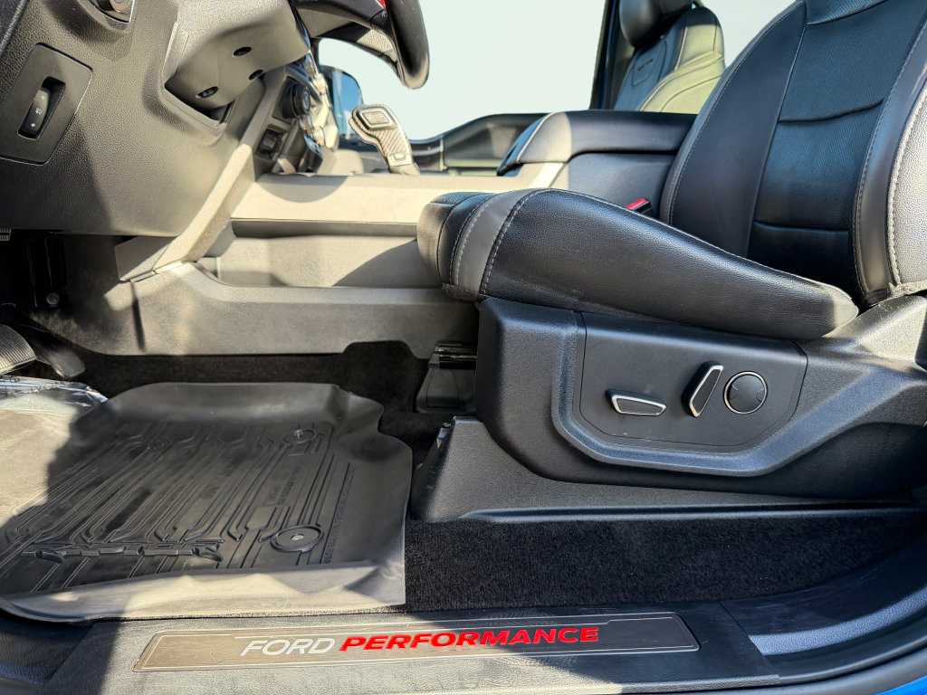 Used 2018 Ford F150 Raptor w/ Equipment Group 802A Luxury AWD/4WD image 25