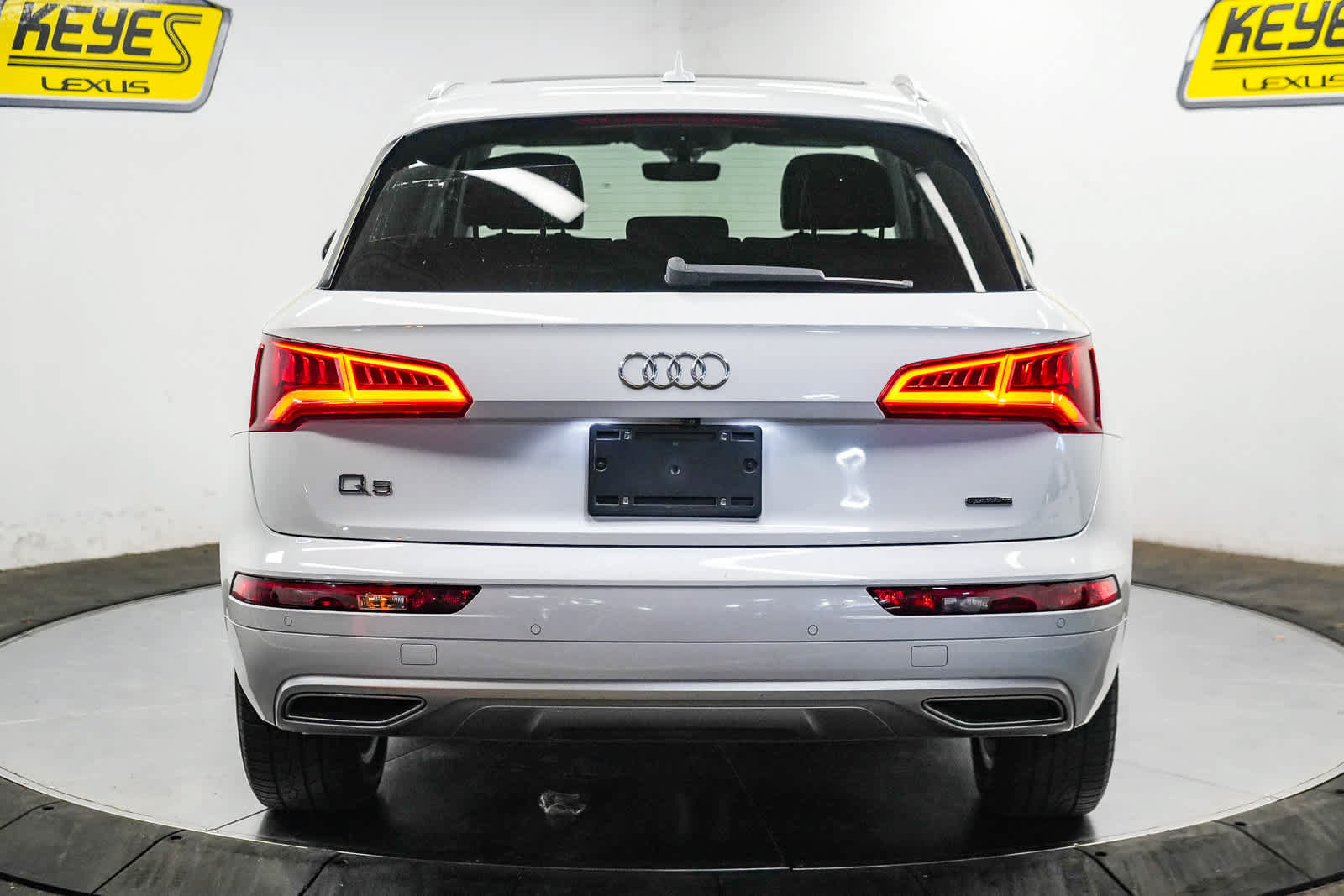 Used 2020 Audi Q5 2.0T Premium w/ Convenience Package AWD/4WD image 7