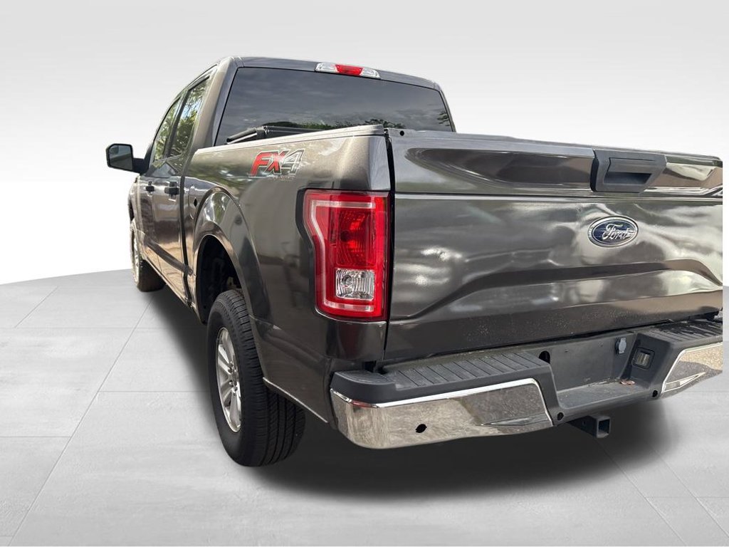 Used 2016 Ford F150 XLT AWD/4WD image 10