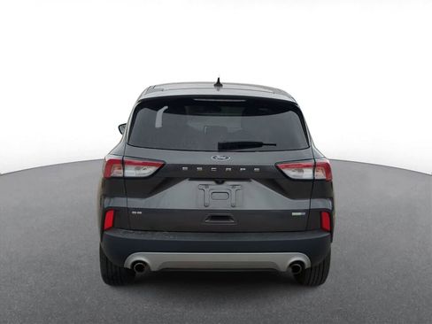 Used 2020 Ford Escape SE image 7