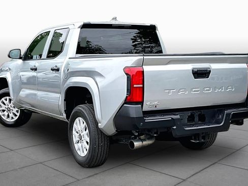 Certified 2025 Toyota Tacoma SR w/ SR Upgrade Package AWD/4WD image 12