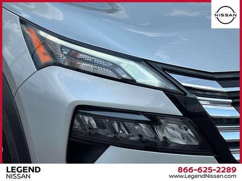Certified 2024 Nissan Rogue SV w/ SV Premium Package AWD/4WD image 10