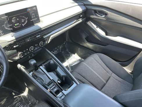 Used 2023 Honda Accord Sport image 23