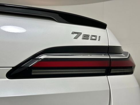 Used 2023 BMW 760i xDrive w/ Parking Assistance Package image 27