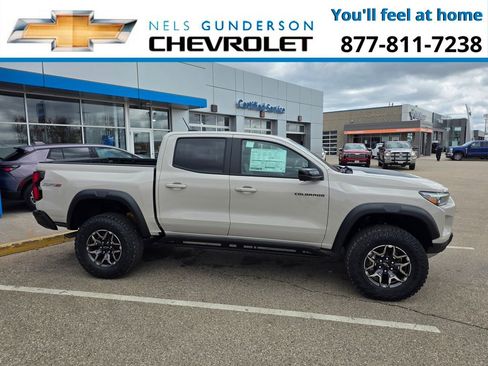 New 2026 Chevrolet Colorado ZR2 w/ Technology Package AWD/4WD image 8