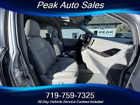 Used 2016 Toyota Sienna XLE Premium image 39