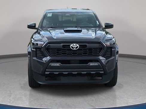 Used 2024 Toyota Tacoma TRD Sport w/ TRD Sport Upgrade Package AWD/4WD image 2