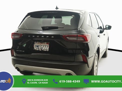 Used 2023 Ford Escape Active w/ Tech Pack #2 FWD image 11