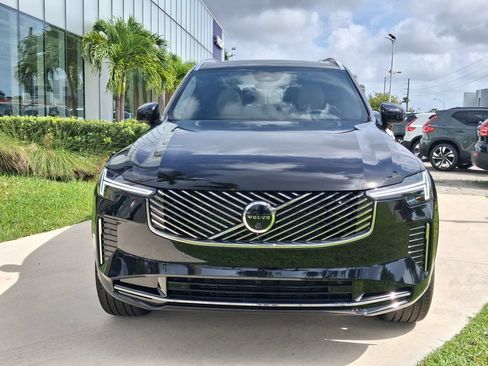 New 2026 Volvo XC90 B6 Ultra w/ Protection Package Premier AWD/4WD image 2
