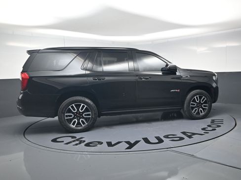 Used 2024 GMC Yukon AT4 w/ Technology Package image 10