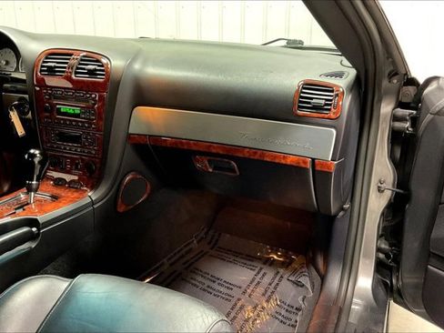 Used 2003 Ford Thunderbird image 16