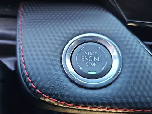 New 2026 Chevrolet Equinox RS AWD/4WD image 17