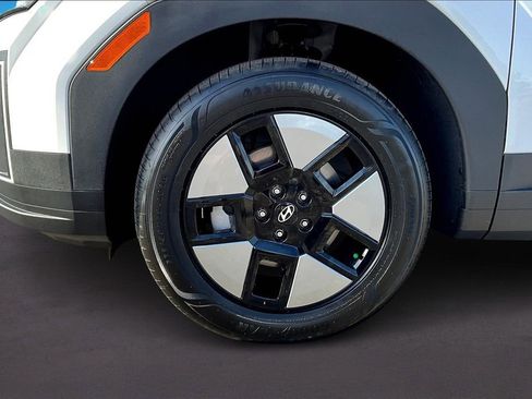 Used 2026 Hyundai Santa Fe SEL image 11