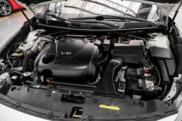 Used 2018 Nissan Maxima SR w/ Midnight Edition FWD image 47