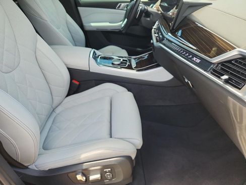 Used 2024 BMW X5 sDrive40i w/ Premium Package RWD image 29