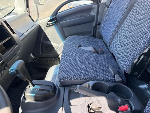 New 2025 Chevrolet Low Cab Forward image 37