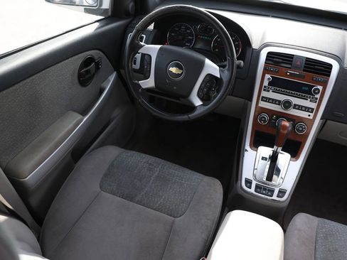 Used 2008 Chevrolet Equinox LT FWD image 12
