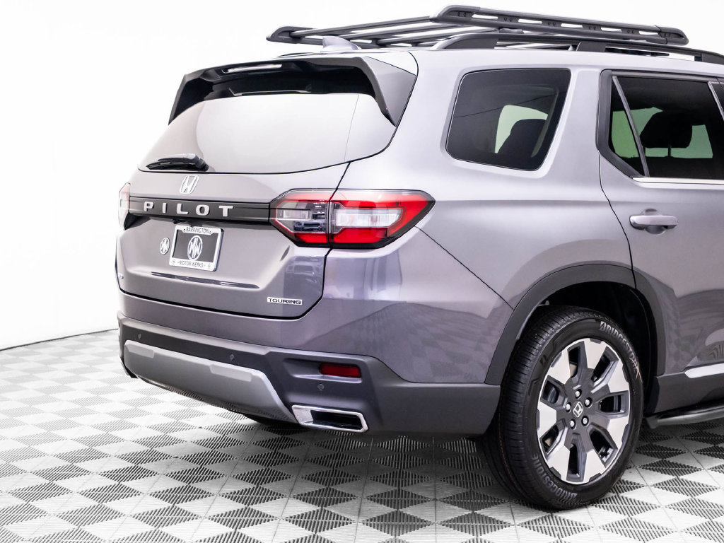 Certified 2026 Honda Pilot Touring image 34